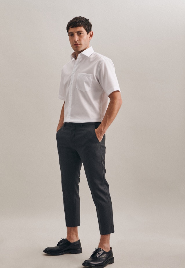 Non-iron Twill Short sleeve Business Shirt in Regular with Kent-Collar in White |  Seidensticker Onlineshop