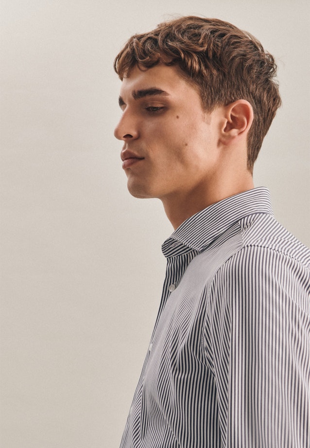 Slim Performancehemd Streifen in Dunkelblau |  Seidensticker Onlineshop