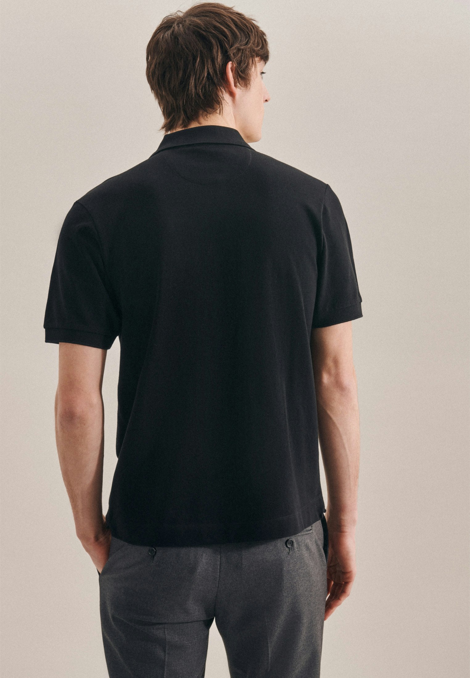 Plain black hotsell polo shirt back