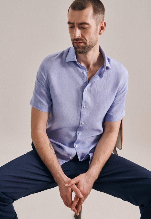 Linen Short sleeve Linen shirt in Shaped with Kent-Collar in Light Blue |  Seidensticker Onlineshop