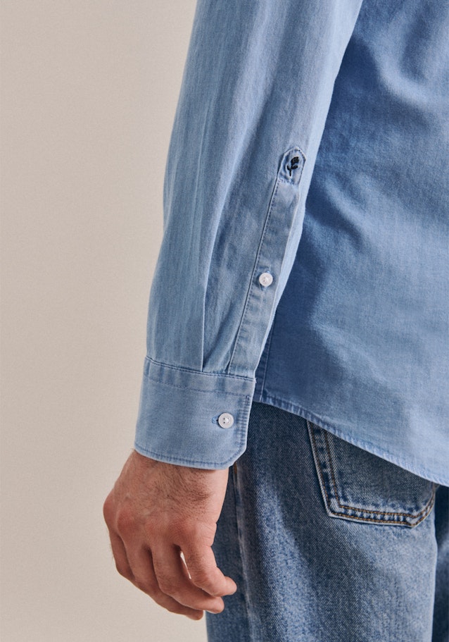 Denim Jeanshemd in Regular mit Button-Down-Kraag in Lichtblauw |  Seidensticker Onlineshop