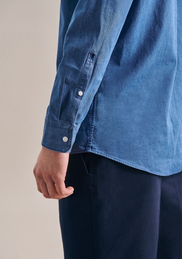 Denim Denimhemd in Regular mit Button-Down-Kragen in Mittelblau |  Seidensticker Onlineshop