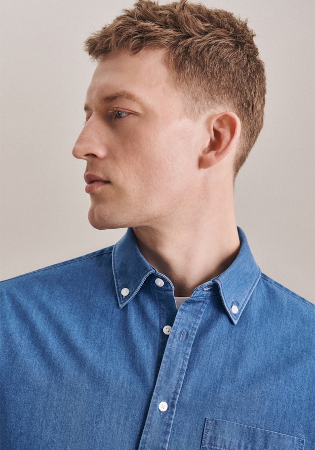 Denim Denimhemd in Slim mit Button-Down-Kragen in Mittelblau |  Seidensticker Onlineshop