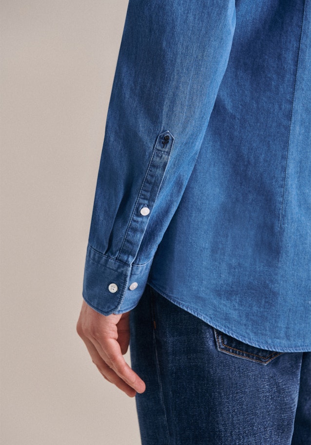 Denim Jeanshemd in Slim mit Button-Down-Kraag in Middelmatig Blauw |  Seidensticker Onlineshop