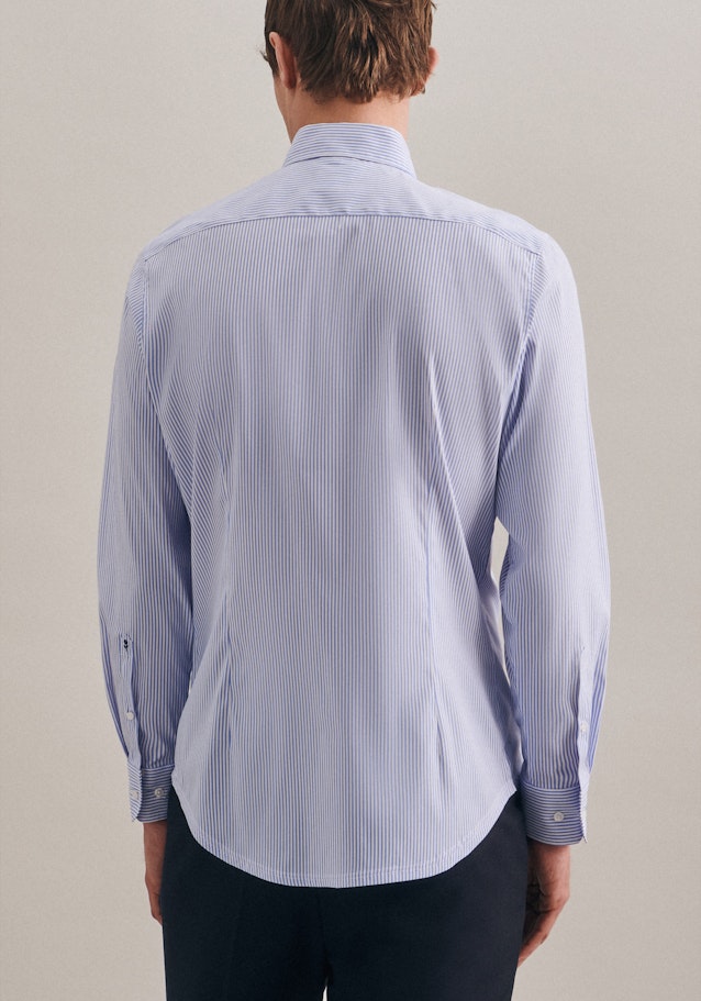 Easy-iron Performance shirt in Shaped with Kent-Collar in Light blue |  Seidensticker Onlineshop