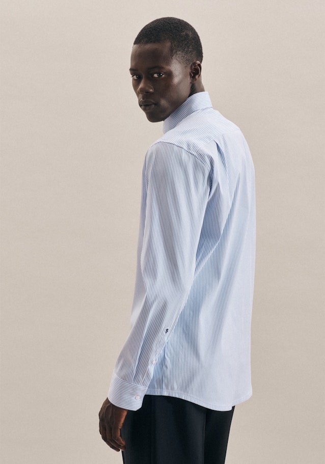 Easy-iron Performance shirt in Regular with Kent-Collar in Light Blue |  Seidensticker Onlineshop