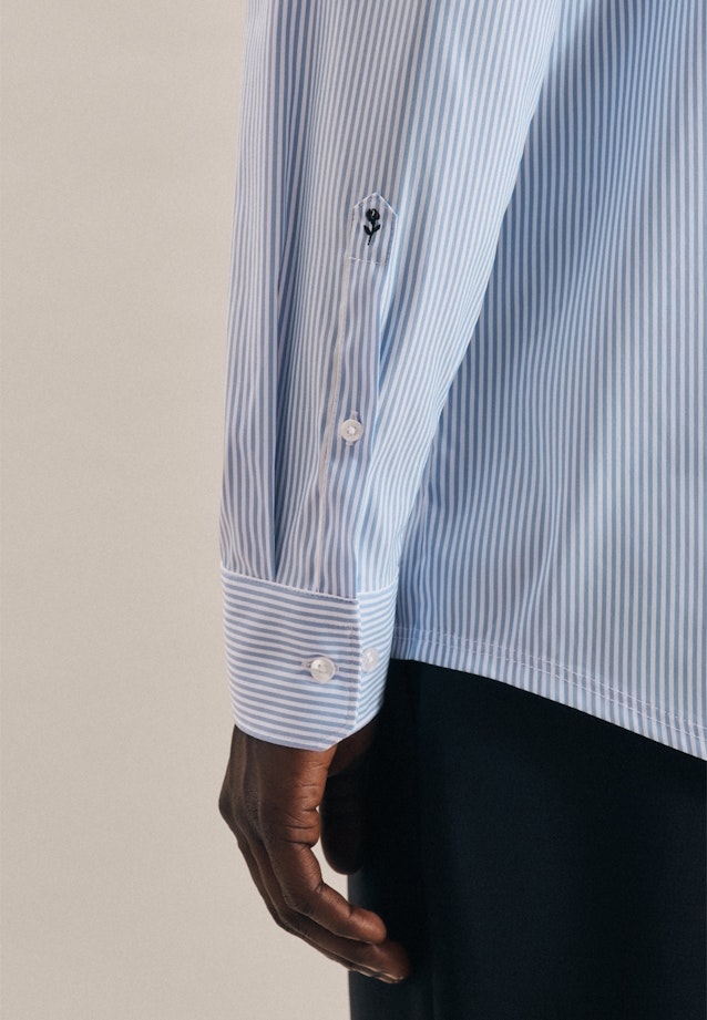 Regular Performancehemd Streifen in Hellblau |  Seidensticker Onlineshop