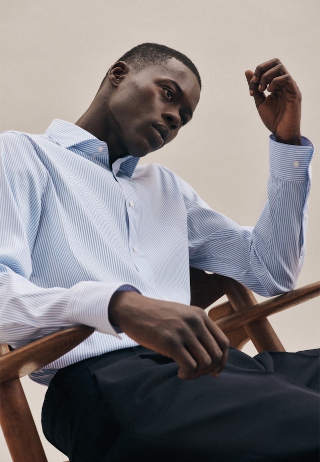 Regular Performancehemd Streifen in Hellblau |  Seidensticker Onlineshop