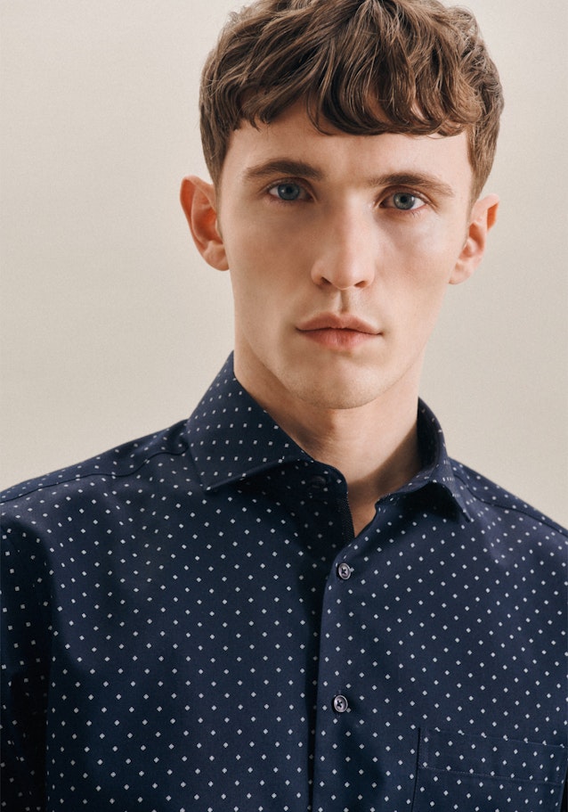 Twill Short sleeve Business Shirt in Regular with Kent-Collar in Dark Blue |  Seidensticker Onlineshop