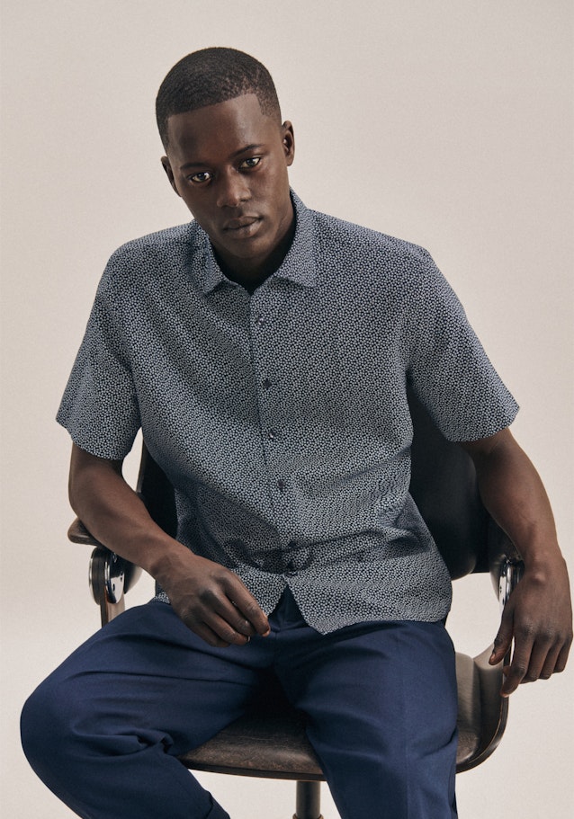 Linen Short sleeve Linen shirt in Shaped with Kent-Collar in Dark Blue |  Seidensticker Onlineshop
