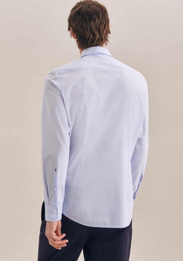 Easy-iron Chambray Business Shirt in Slim with Kent-Collar in Light Blue |  Seidensticker Onlineshop