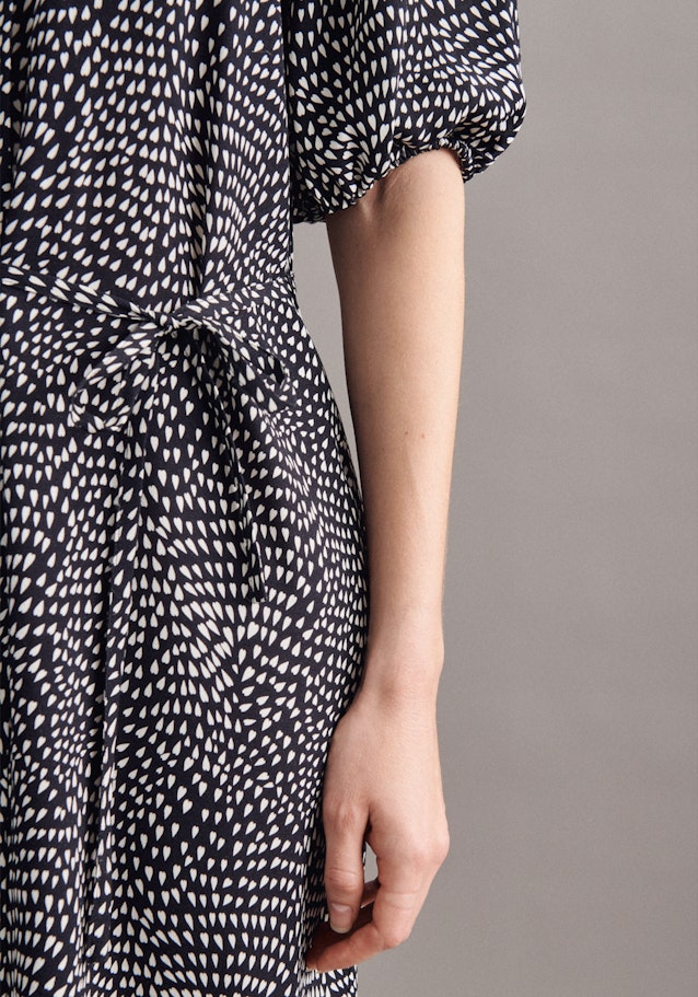 Krepp Maxi Kleid in Schwarz | Seidensticker Onlineshop