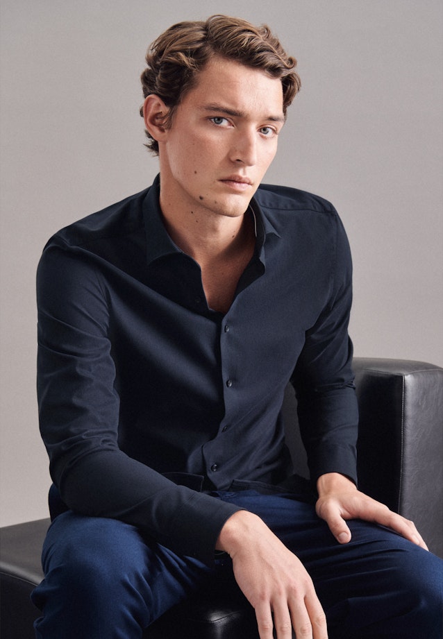 Shaped Performance-Hemd Uni in Dunkelblau |  Seidensticker Onlineshop