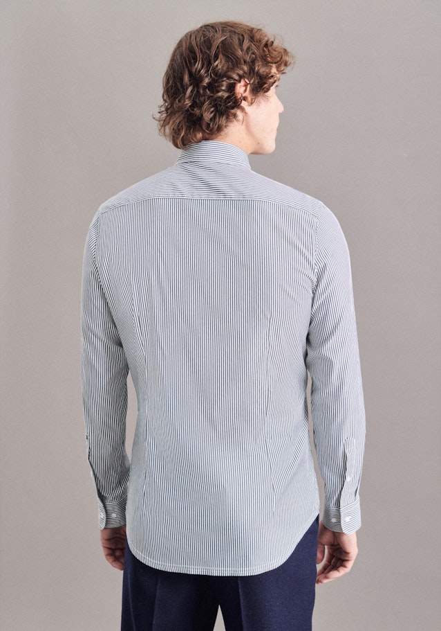 Performance shirt in Shaped with Kent-Collar in Dark blue |  Seidensticker Onlineshop