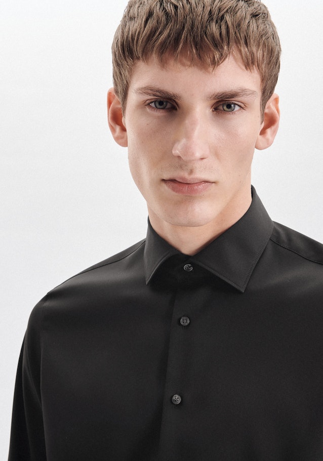 Performance shirt in Slim with Kent-Collar in Black | Seidensticker Onlineshop