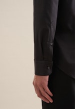 Twill Performance-Hemd in Slim mit Kentkragen in Schwarz |  Seidensticker Onlineshop