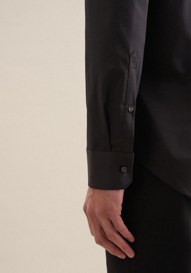 Performance shirt in Slim with Kent-Collar in Black |  Seidensticker Onlineshop