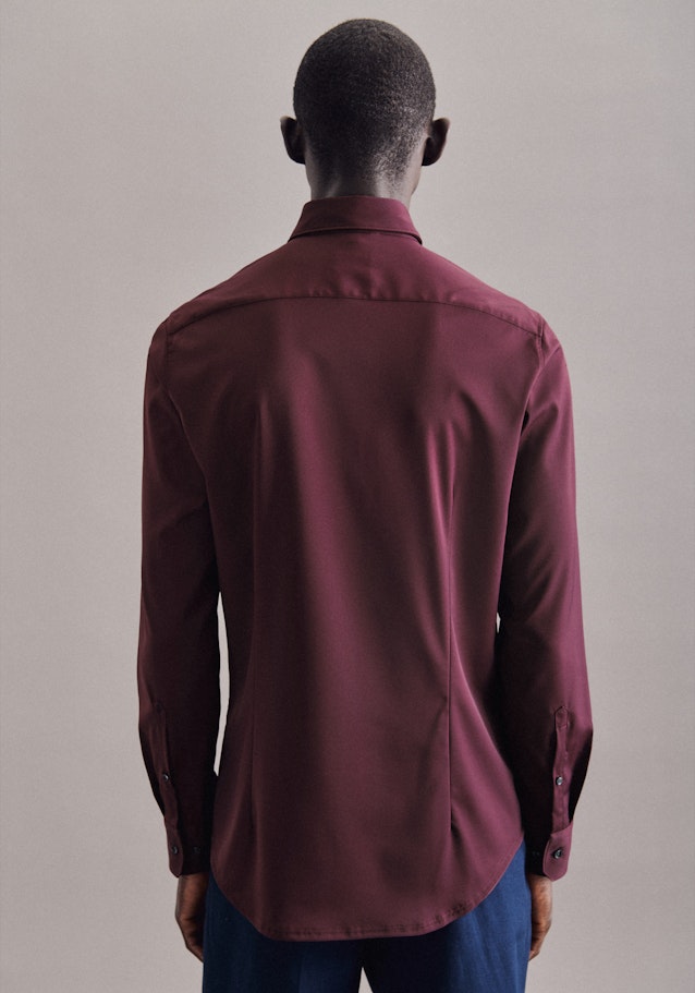 Twill Performance-Hemd in Slim mit Kentkragen in Rot |  Seidensticker Onlineshop