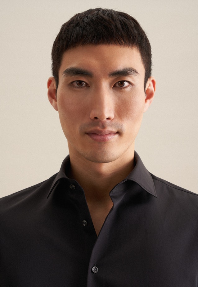 Slim Performance-Hemd Uni in Schwarz |  Seidensticker Onlineshop