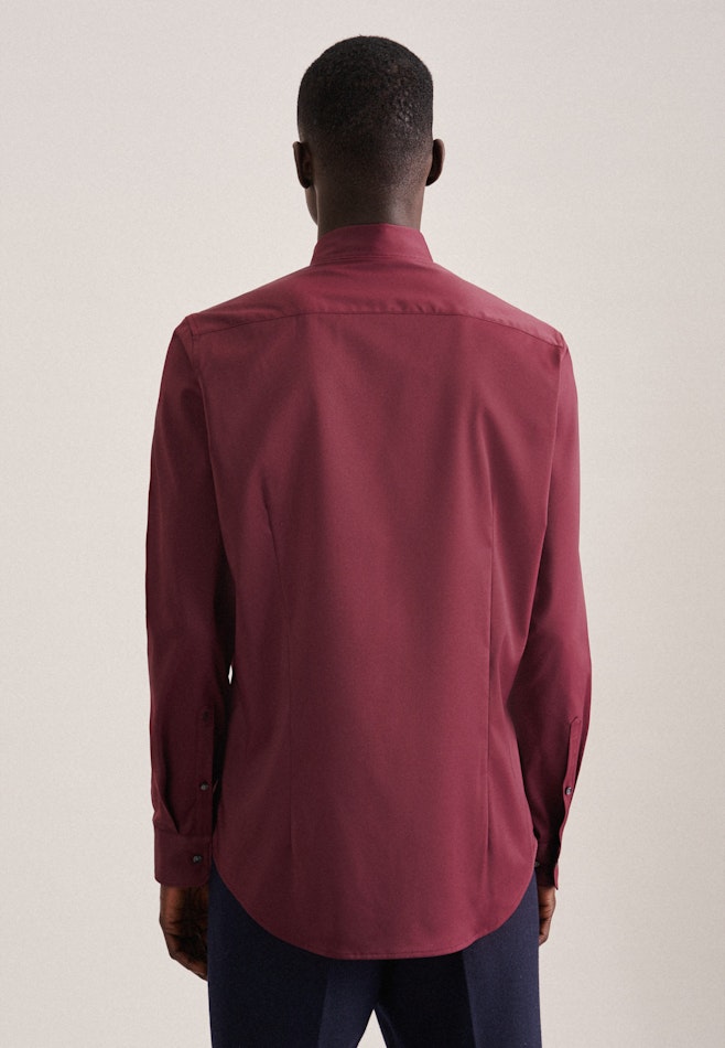 Chemise performance Slim Twill (sergé) Col Kent dans Rouge | Boutique en ligne Seidensticker