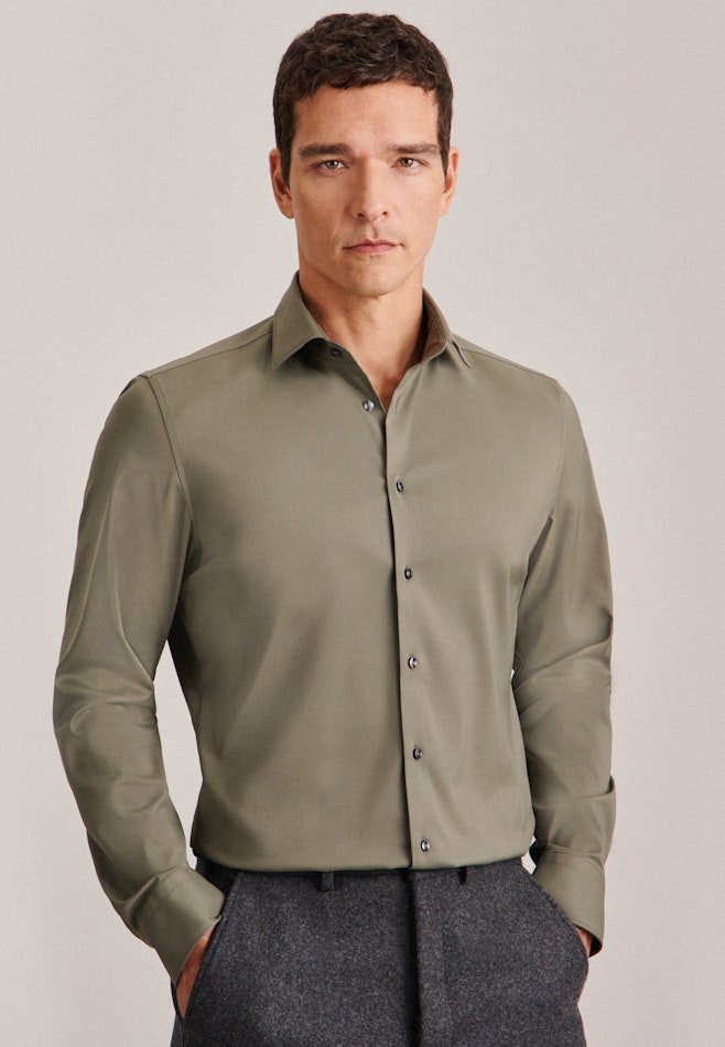 Performance shirt in Slim with Kent-Collar in Green | Seidensticker online shop
