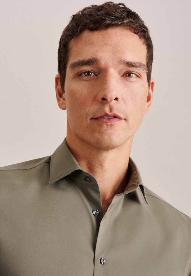 Slim Performance-Hemd Uni in Grün |  Seidensticker Onlineshop