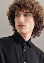 Shaped Chemise Performance Uni in Noir |  Seidensticker Onlineshop