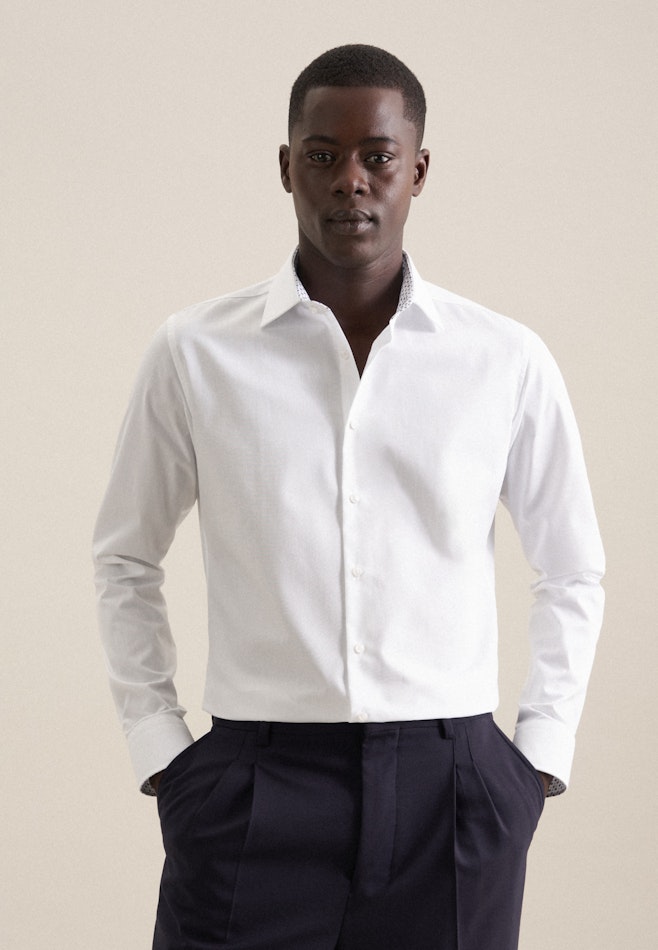 Bügelfreies Fil a fil Business Hemd in X-Slim mit Kentkragen in Weiß | Seidensticker Onlineshop