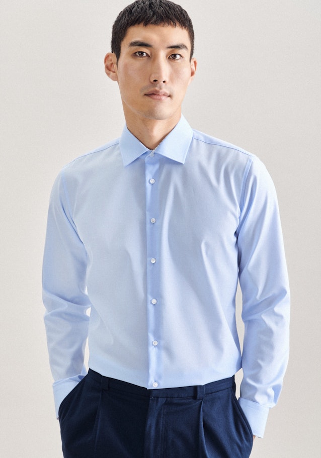 Bügelfreies Fil a fil Business Hemd in X-Slim mit Kentkragen in Mittelblau |  Seidensticker Onlineshop