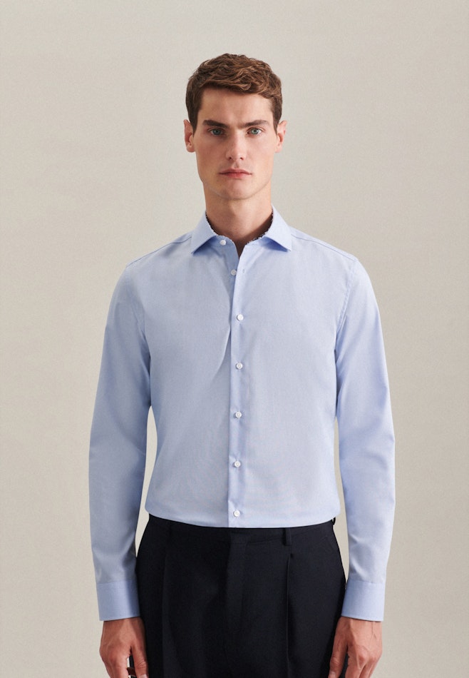 Non-iron Fil a fil Business Shirt in Slim with Kent-Collar in Light Blue | Seidensticker online shop