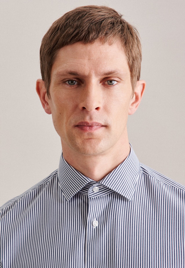 Slim Performance-Hemd Streifen in Dunkelblau |  Seidensticker Onlineshop