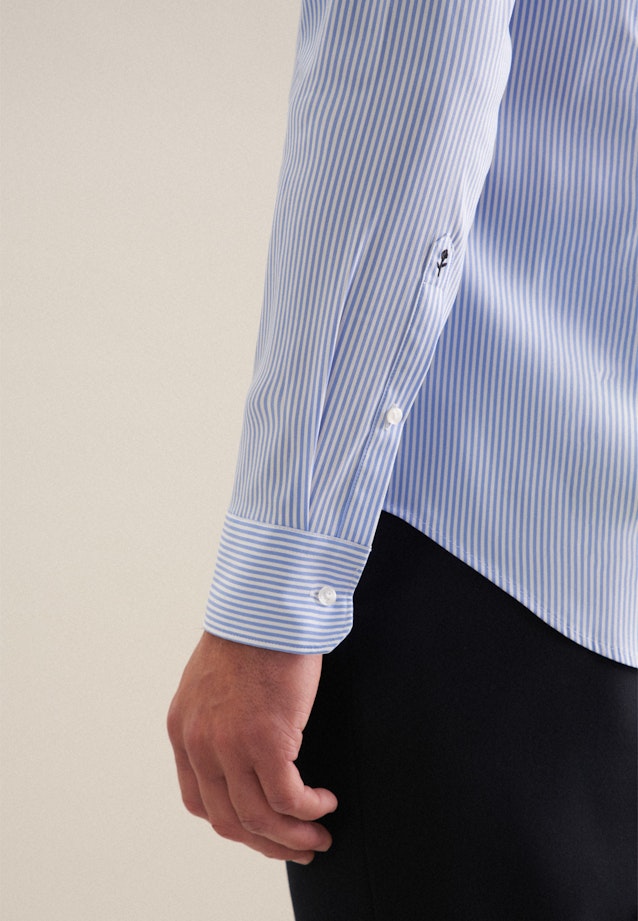 Chemise performance Slim Twill (sergé) Col Kent in Bleu Clair |  Seidensticker Onlineshop