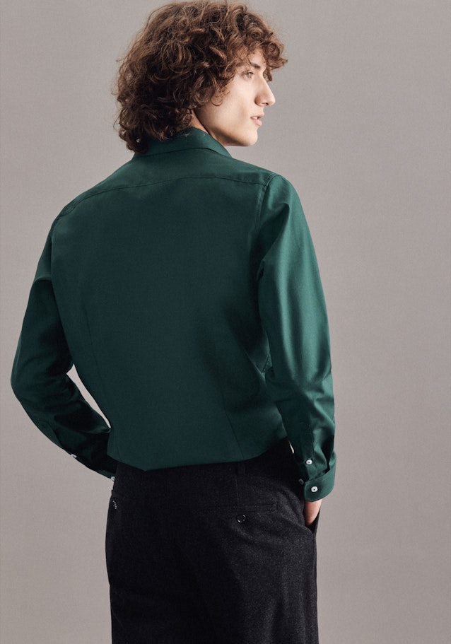 Bügelfreies Popeline Business Hemd in Shaped mit Kentkragen in Grün | Seidensticker Onlineshop