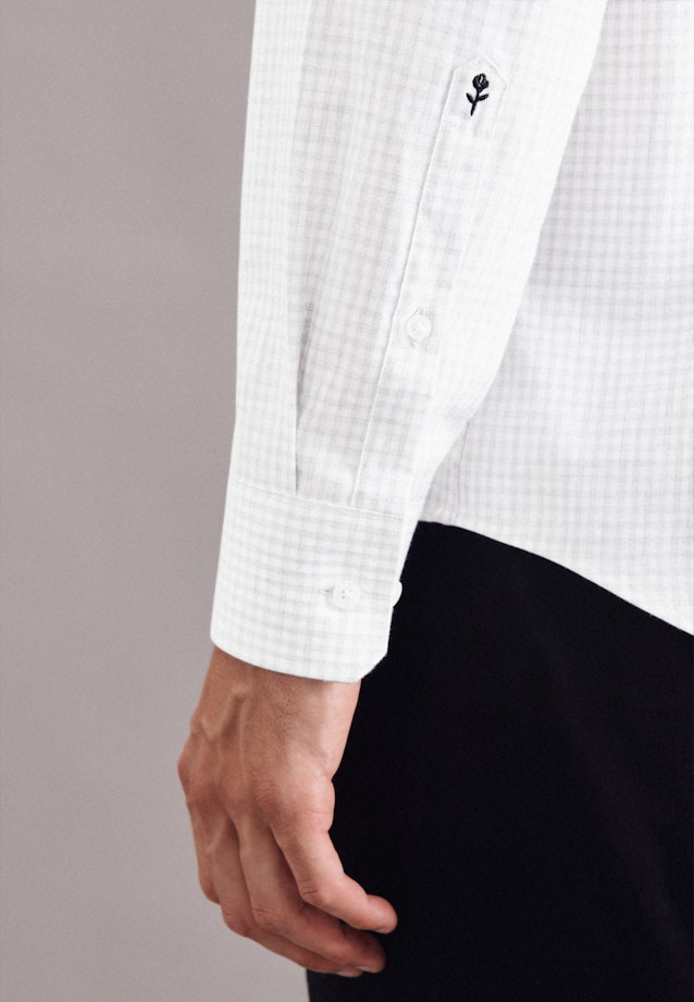 Bügelleichtes Twill Business Hemd in Shaped mit Kentkragen in Grau |  Seidensticker Onlineshop