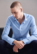 Shaped Chemise Performance Uni in Bleu Clair |  Seidensticker Onlineshop