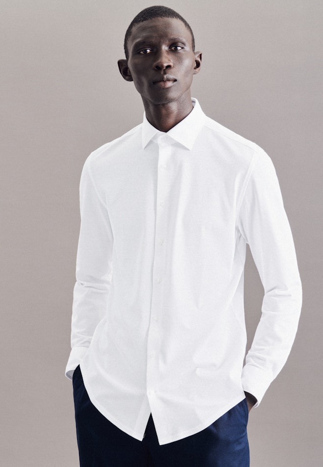 Performance shirt in Shaped with Kent-Collar in White | Seidensticker online shop