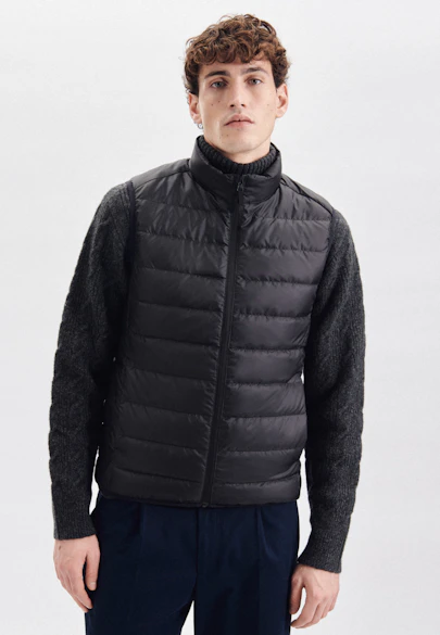 Regular Daunenweste Uni in Schwarz |  Seidensticker Onlineshop