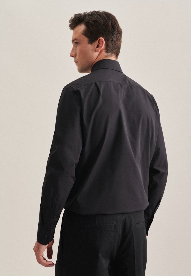Non-iron Poplin Business Shirt in Regular with Kent-Collar in Black | Seidensticker online shop