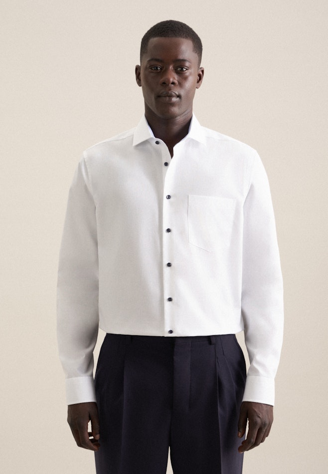 Regular Chemise d'affaires Uni dans Blanc | Boutique en ligne Seidensticker