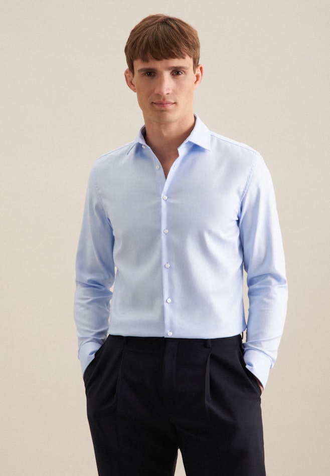Easy-iron Twill Business Shirt in Slim with Kent-Collar in Light Blue | Seidensticker online shop