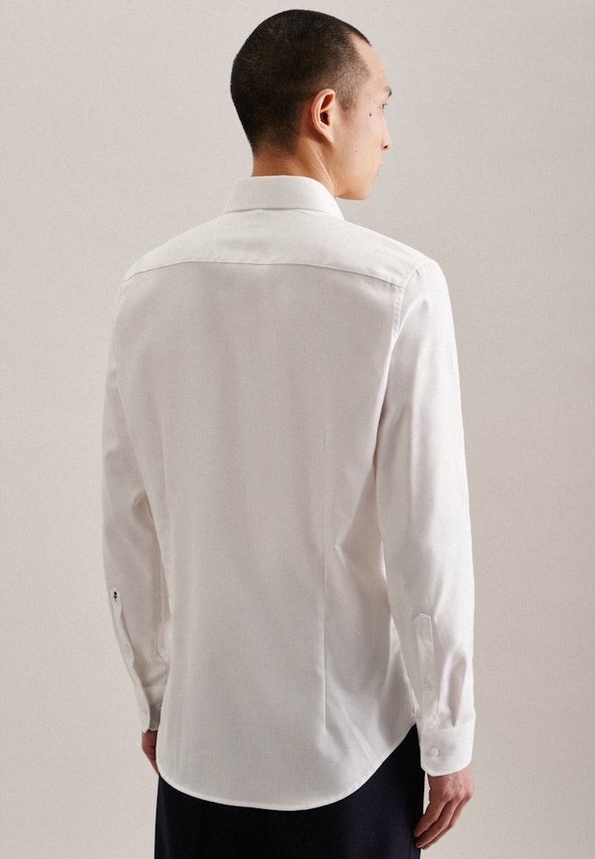 Bügelleichtes Twill Business Hemd in Slim mit Kentkragen in Ecru | Seidensticker Onlineshop