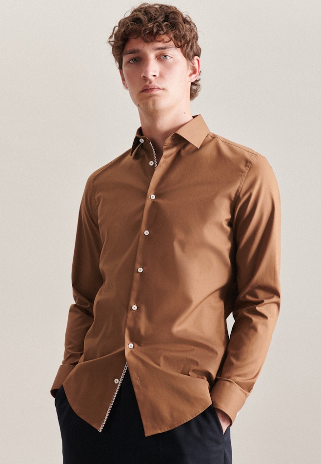 Non-iron Poplin Business Shirt in Slim with Kent-Collar in Brown | Seidensticker online shop