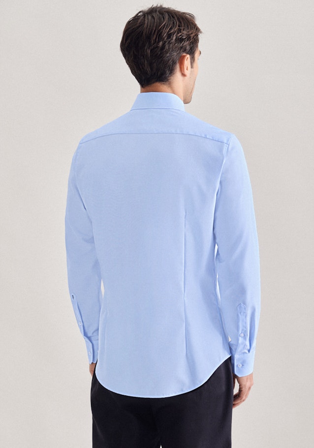 Bügelfreies Popeline Business Hemd in Slim mit Kentkragen in Mittelblau | Seidensticker Onlineshop