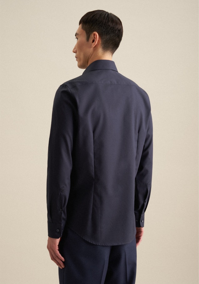 Non-iron Poplin Business Shirt in Slim with Kent-Collar in Dark Blue | Seidensticker Onlineshop