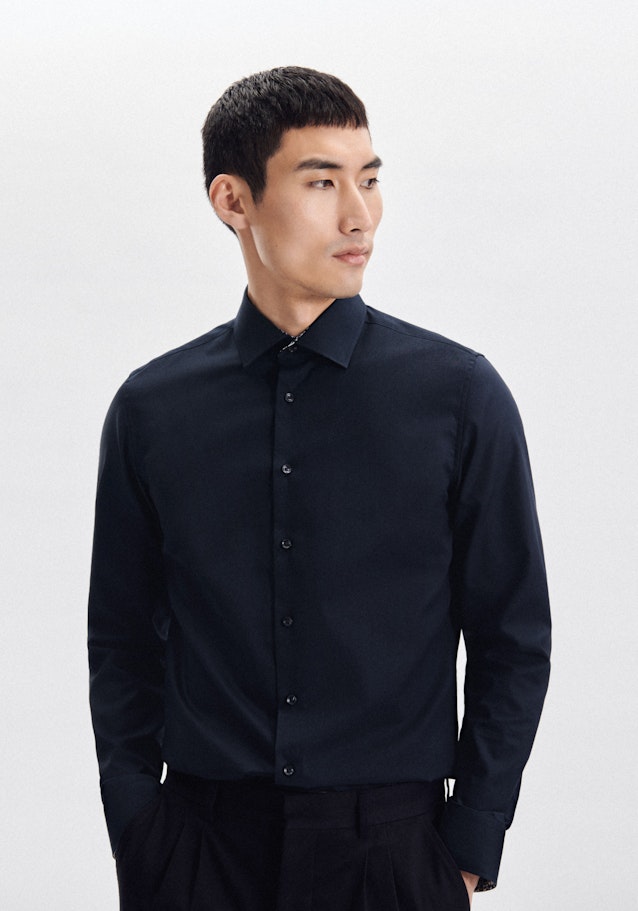 Non-iron Poplin Business Shirt in Shaped with Kent-Collar in Dark blue | Seidensticker Onlineshop