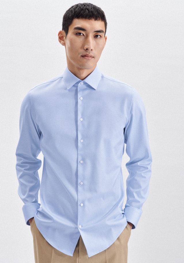 Easy-iron Twill Business Shirt in Shaped with Kent-Collar in Light Blue | Seidensticker Onlineshop