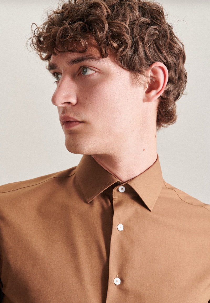 Non-iron Poplin Business Shirt in Shaped with Kent-Collar
