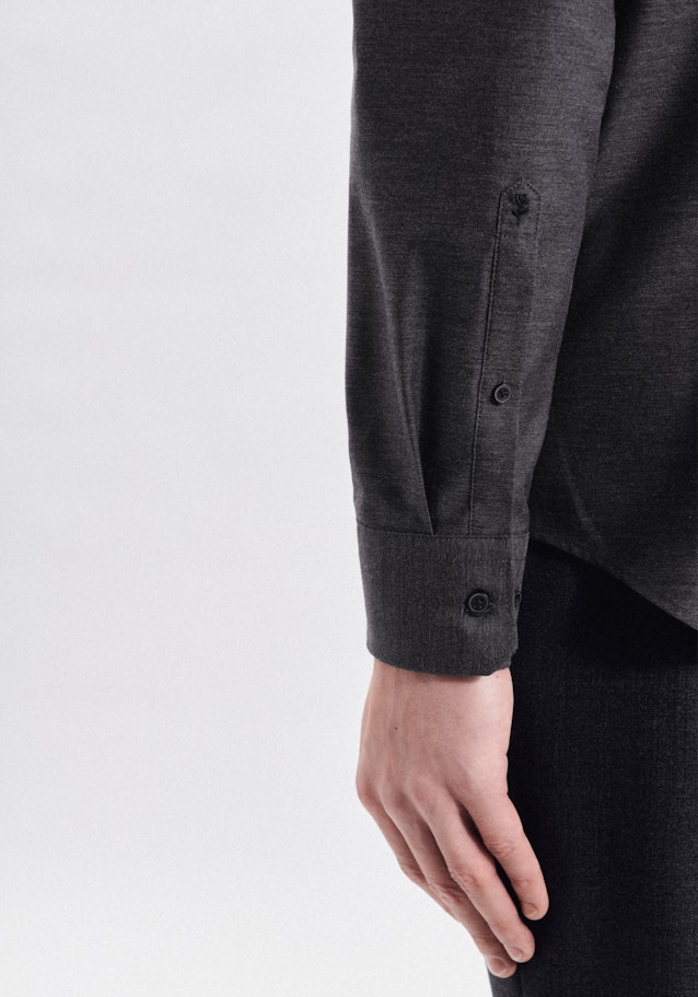 Bügelleichtes Twill Business Hemd in Slim mit Stehkragen in Grau |  Seidensticker Onlineshop