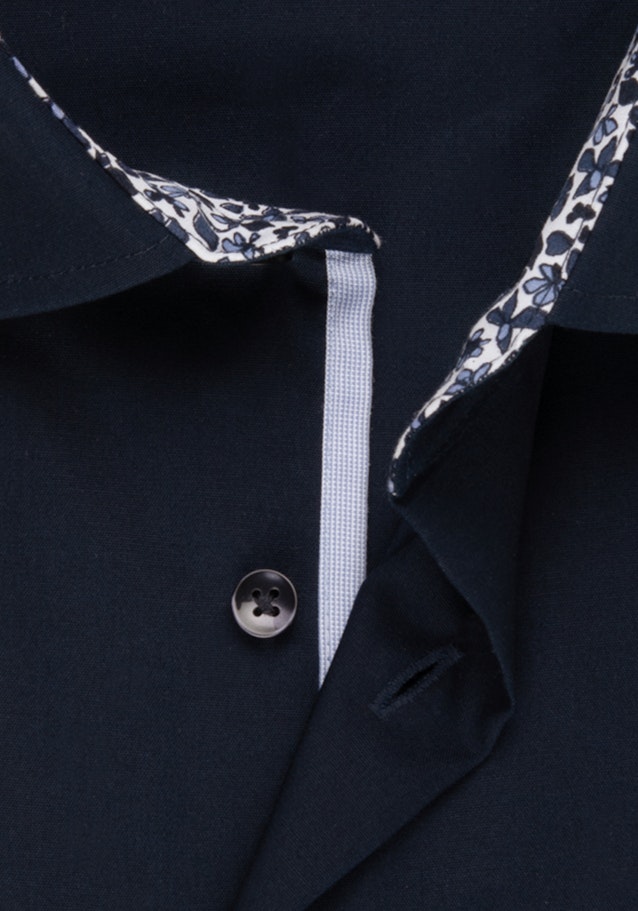 Non-iron Poplin Business Shirt in Shaped with Kent-Collar and extra long sleeve in Dark Blue |  Seidensticker Onlineshop