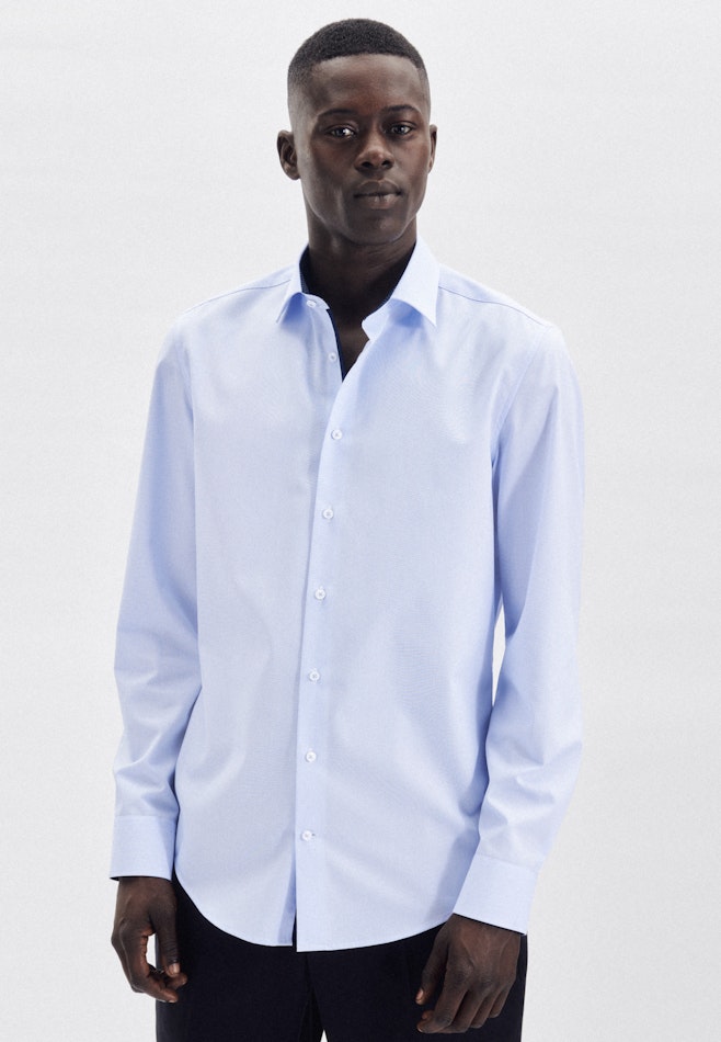 Non-iron Poplin Business Shirt in Shaped with Kent-Collar in Light Blue | Seidensticker online shop